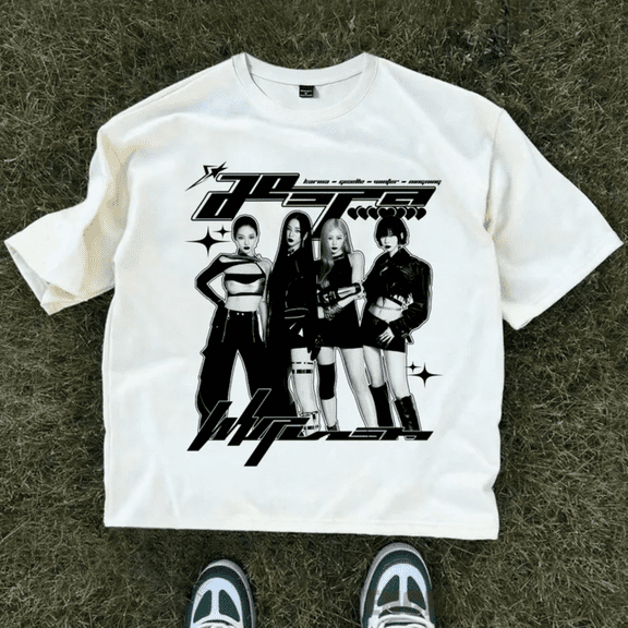Retro Aespas Graphic T-Shirt, Retro Pop Music Inspired Tee