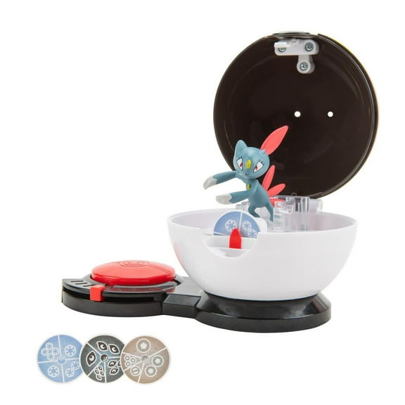 Jazwares Pokemon Surprise Attack Game (Sneasel) with Ultra Ball - Single Pack