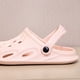 thumbnail image 4 of Zuecos para mujer, sandalias informales de verano de EVA, zapatos ligeros para exterior, zapatos de playa con suela gruesa antideslizante, zapatos de jardín para parejas, 4 of 5