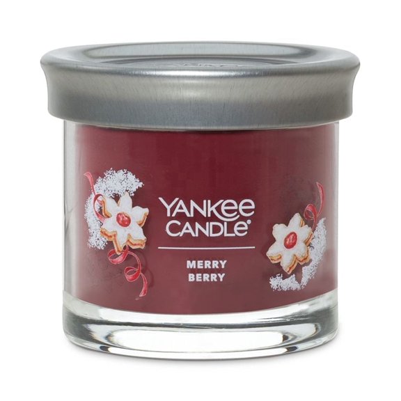 Yankee Candle Holiday MERRY BERRY Small Signature Tumbler Candle 4.3oz