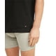 thumbnail image 3 of Camiseta de cuello redondo con la bandera de Tommy Hilfiger para hombre, 3 of 4