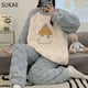 thumbnail image 5 of SUKAE HQ-Conjunto de Pijamas térmicos de terciopelo grueso chino para mujer, ropa de dormir de manga larga, oso rosa, Preppy, coreano, Invierno, 5 of 5