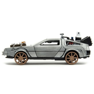 Sun Star Collectible Toy: 1/18 Diecast DMC DeLorean Time Machine