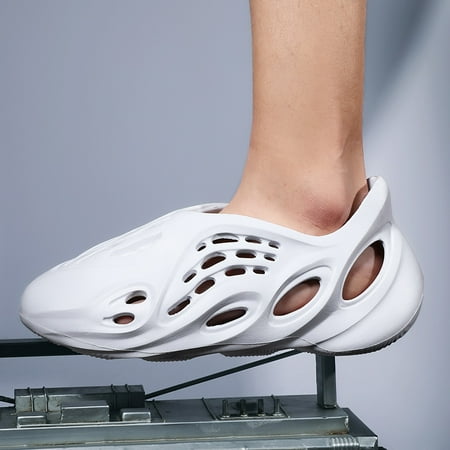 

Unisex Foam Slides Lightweight Quick-drying Non Slip Slides Slippers Trendy Clogs Closed-toe Garden Shoes Outdoor Sandals Men‘s Slides