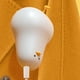thumbnail image 5 of Quitapelusas eléctrico para ropa y muebles | Quitapelusas de 6 hojas para suéteres, mantas, sofás y ropa de cama | Afeitadora de telas portátil y recargable por USB con cabezal grande, 5 of 6