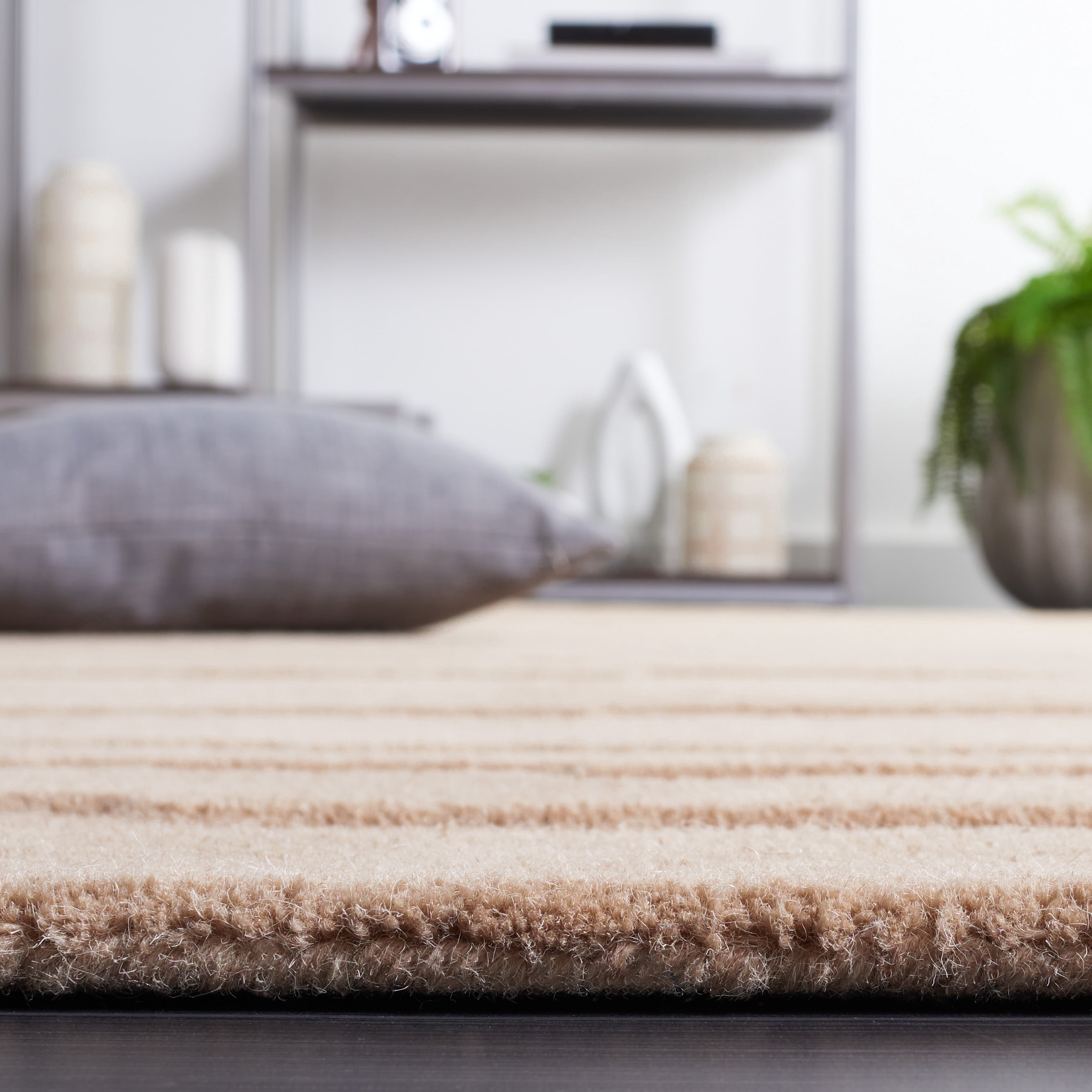 SAFAVIEH Chatham Emory Solid Area Rug, Taupe, 4' x 6'