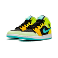 thumbnail image 2 of JORDAN GRADE SCHOOL Air Jordan 1 Mid SE GS "Four Leaf Clover" BQ6931 037 BQ6931 037 from Stadium Goods, 2 of 6