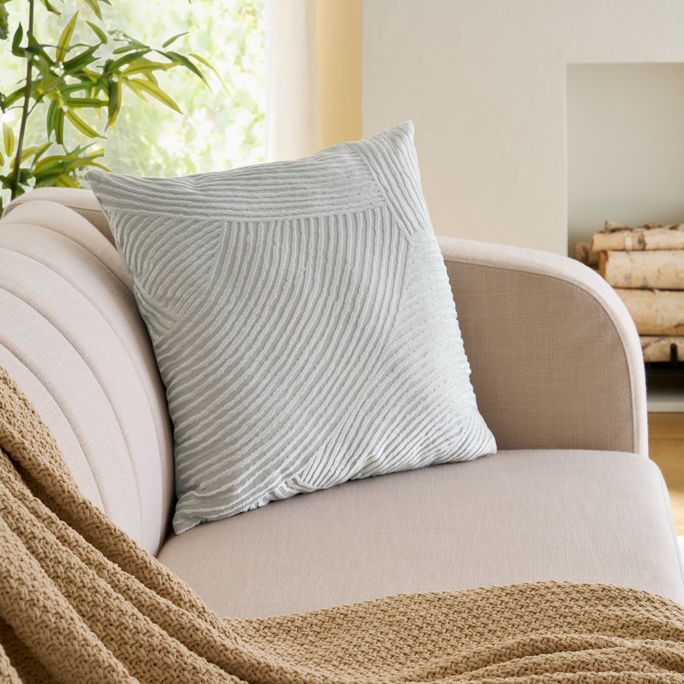 Better Homes & Gardens Waves Soft Silver 20" x 20" Decorative Throw Pillow Cover