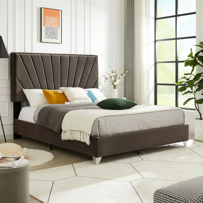 B108 King Bed with Stylish Line Stripe Cushion Headboard and