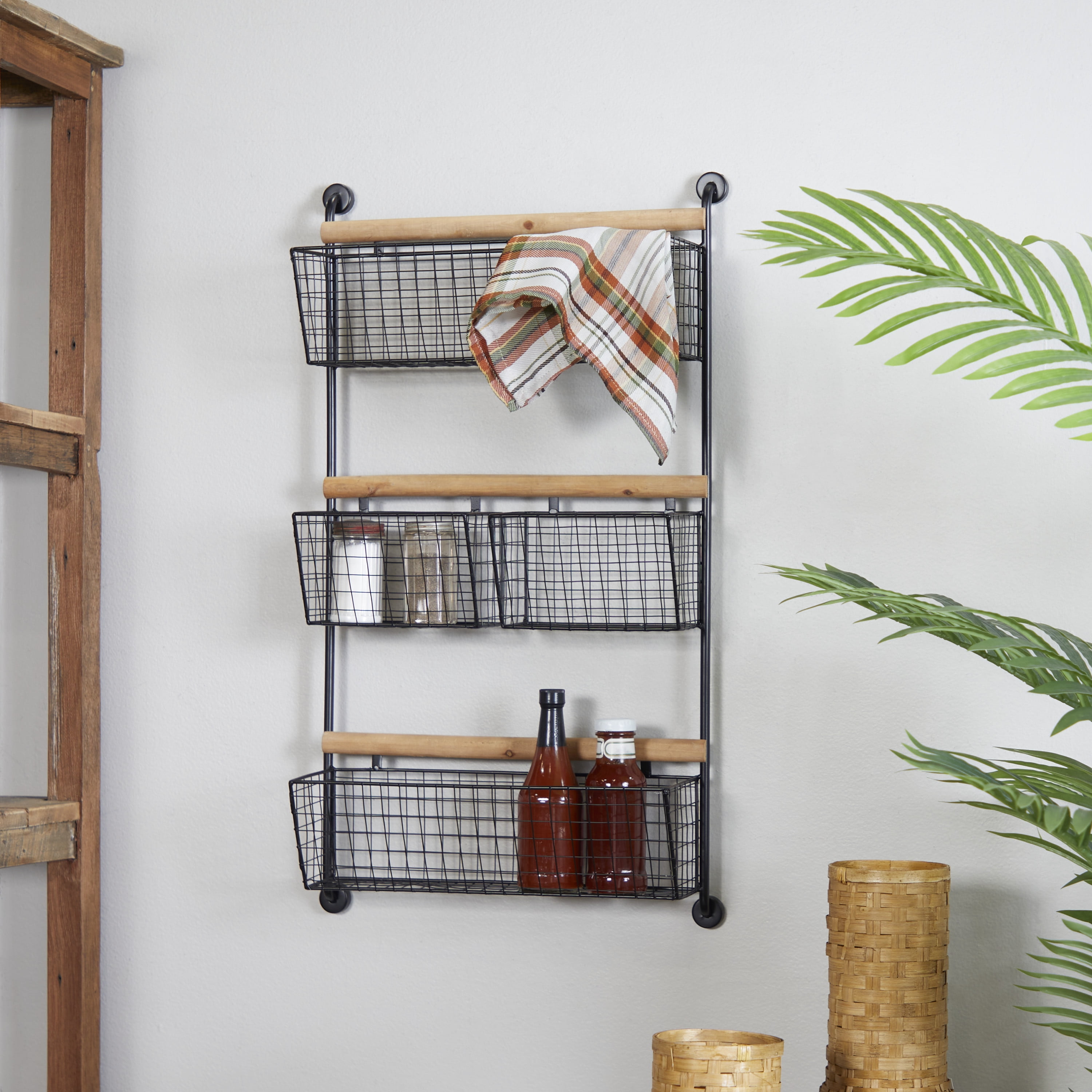 DecMode 18" x 6" 4-Tier Black Wall Shelf