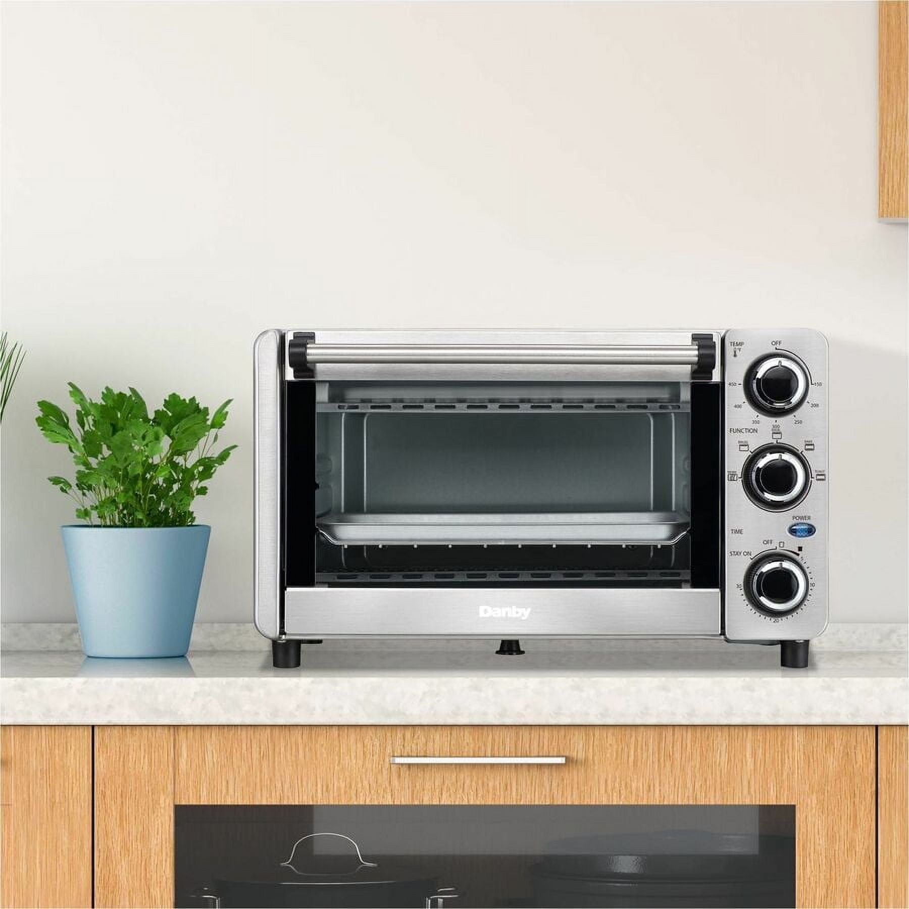 Danby DBTO0412BBSS 0.4 cu ft/12L 4 Slice Countertop Toaster Oven in Stainless Steel