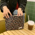 thumbnail image 4 of Bolsa de belleza floral de almacenamiento de lápiz labial de pana informal portátil suave para Fitness JShteea Para Estrenar, 4 of 9