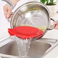 thumbnail image 4 of Passoire à Clip pour Casseroles et Poêles, Passoire à Encliqueter Fabriquée par la FDA, Silicone Résistant à la Chaleur, Facile à Utiliser et à Ranger, Lavable au Lave-Vaisselle, 4 of 7