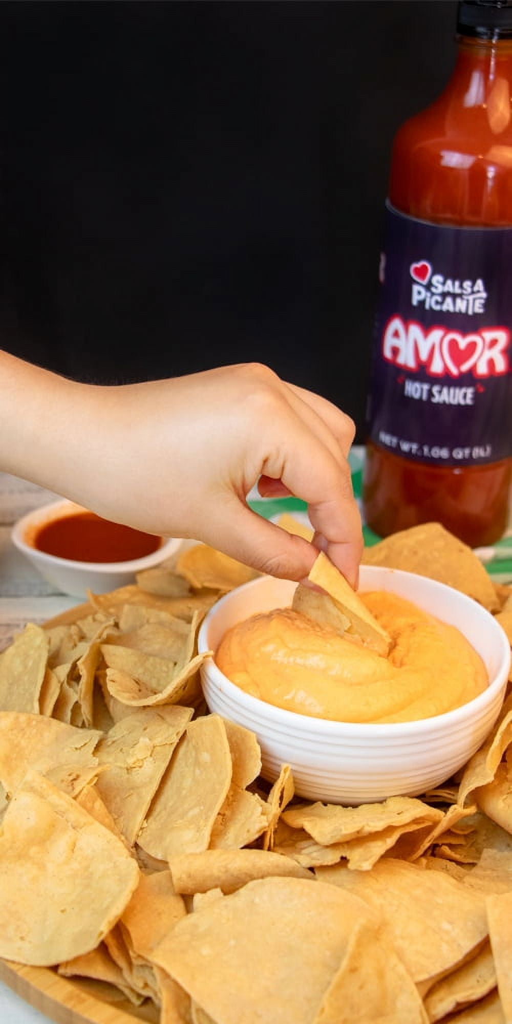 (4 pack) Amor Salsa Hot 12/33oz