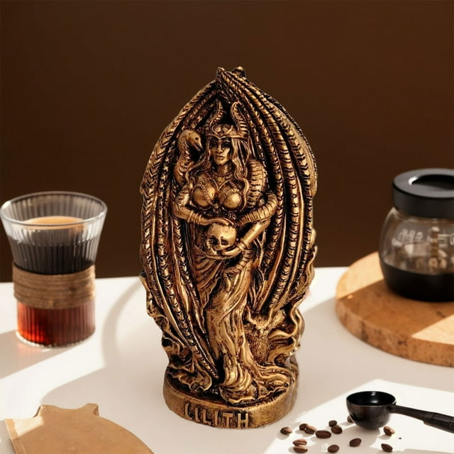 Xihbxyly Estatua de Resina de Lilith, Inspirada En La Mitología Nórdica Gótica, Diseño Dorado, Decoración de Altar Única, Regalo Místico para Amantes de La Mitología, Tamaño 6.89 X 3.54 X 1.57 Pulgad