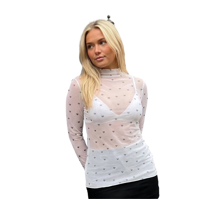 Camiseta de manga larga transparente para mujer, cuello alto, estampado de corazón, corte ajustado, estilo casual y urbano.