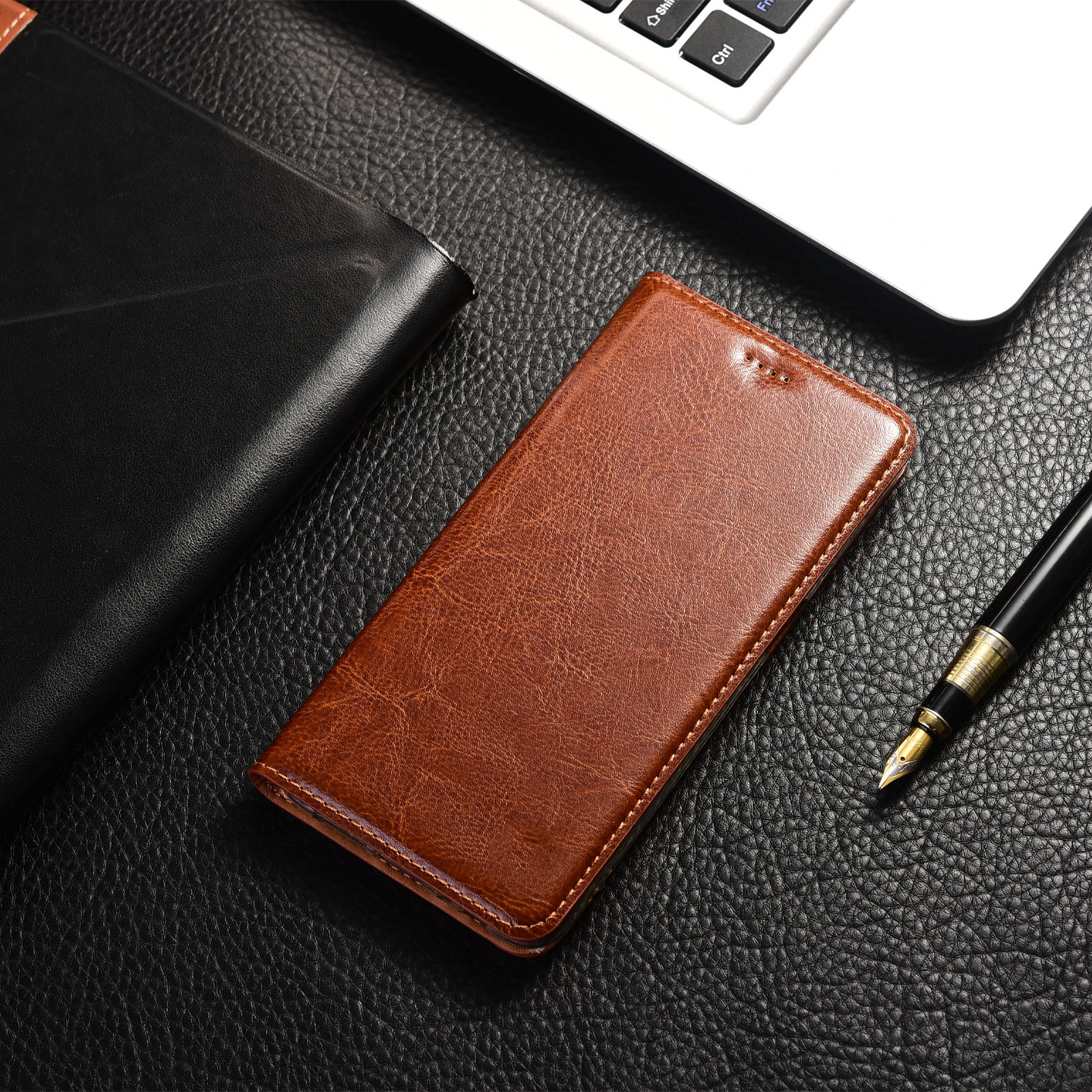 Real Genuine Leather for Crazy Horse Pattern for iPhone 17 Pro Max Case Flip Case Protective Cover with Card Slots Shockproof Business with Full Body Screen Camera