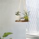 thumbnail image 4 of CmP003 Colgador de macramé para plantas, macetero colgante para interiores, estante, maceta decorativa para flores, cuerda de algodón con placa de madera, 4 of 5