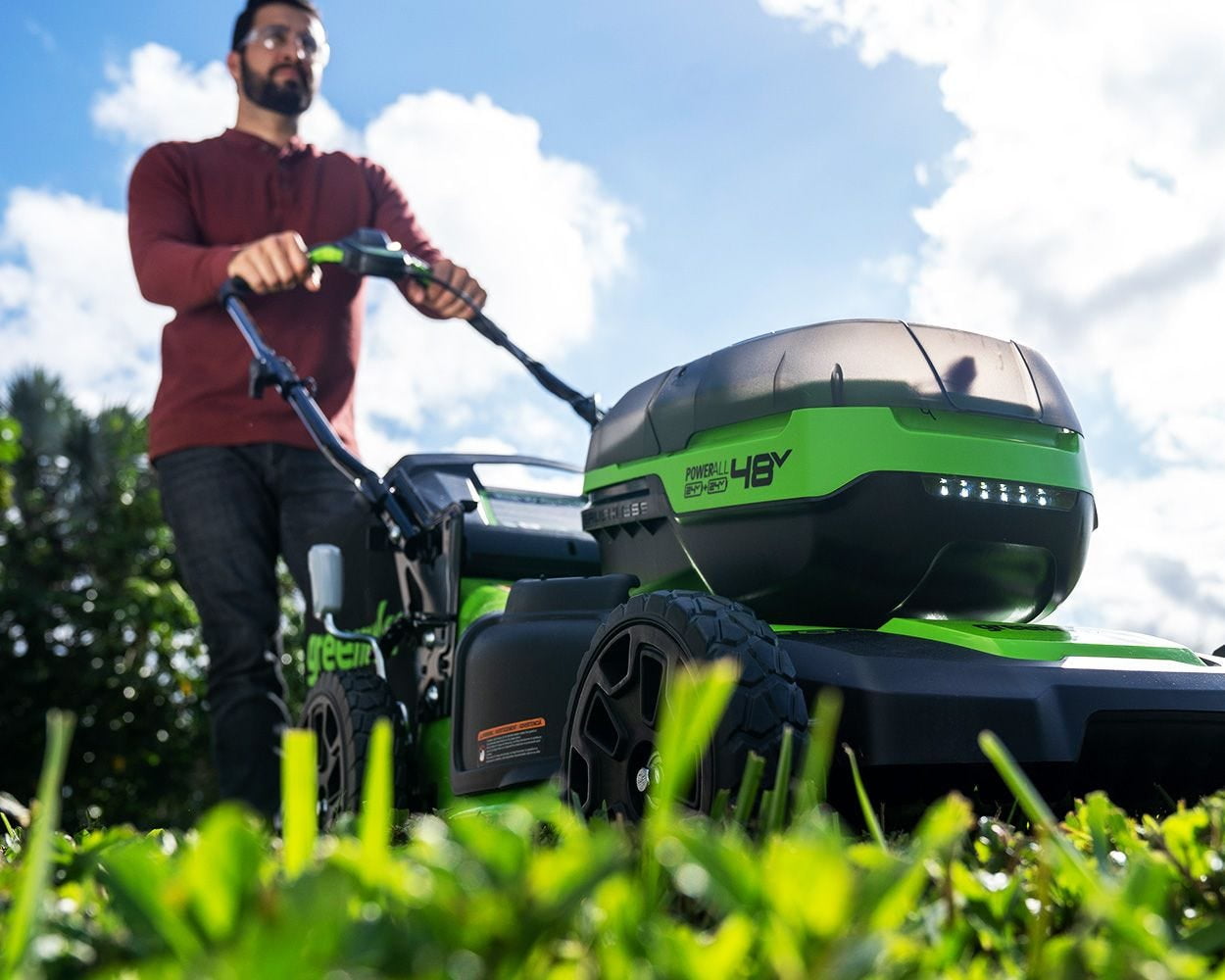 Greenworks 48V (2x24V) 20" Brushless Mower + (2) 4.0 Ah USB Batteries & 4A Dual Port Charger 2532802