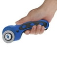 thumbnail image 1 of Coofit Coupe-Fil Rotatif 45 mm Poignée Ergonomique Coupe-Rouleau Outil de Coupe de Tissu pour la Couture, 1 of 10