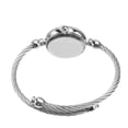 thumbnail image 3 of Reloj de pulsera de lujo para mujer, elegante y de negocios, con brazalete y diseño de cuarzo (blanco), 3 of 7