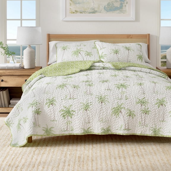 Coastal Quilt Set - Lightweight, Soft, All-Season - 2-Piece Reversible Bedding Set (Twin / Twin XL, West Palm Trees)
