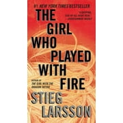The Girl with the Dragon Tattoo: The Girl Who Played with Fire : A Lisbeth Salander Novel (Paperback)
