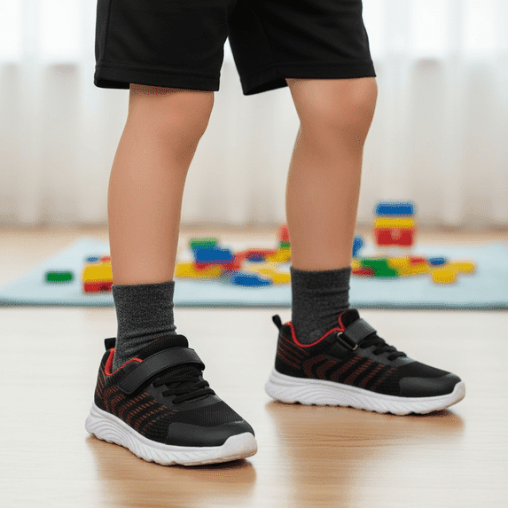 YHOON Boys Girls Sneakers Kids Shoes Unisex Breathable Fitness Running Tennis Lightweight Shoes Black Big Kid Size 1