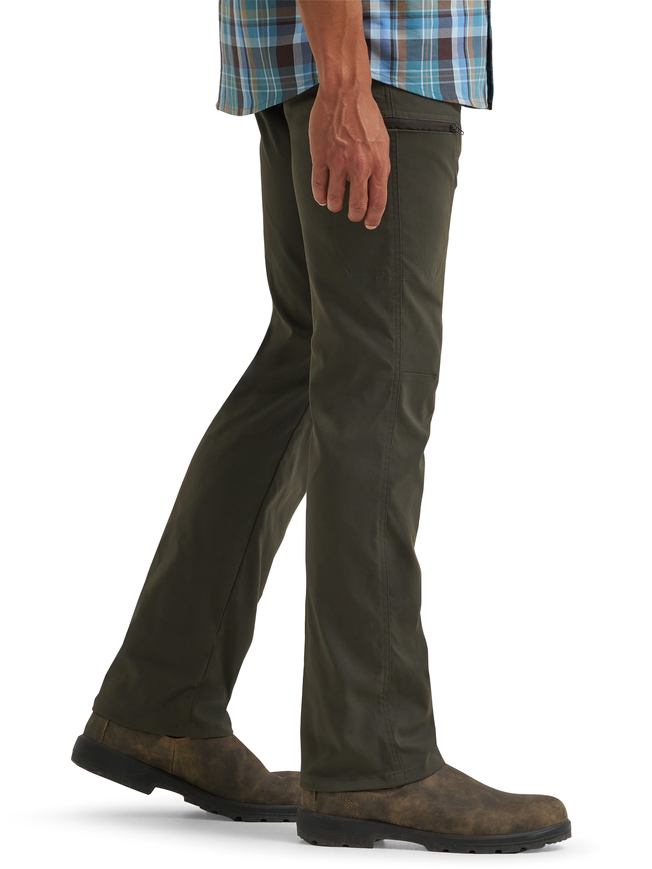 Wrangler ® Men’s Outdoor All Terrain Cargo Pant with UPF 50+ Protection 34x34 - 50x30