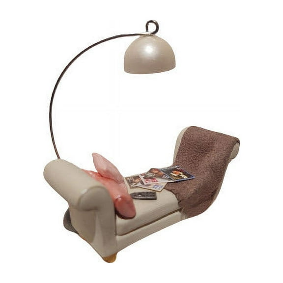 2006 Celebrity Style Hallmark Keepsake Christmas Tree Ornament - QXG3173