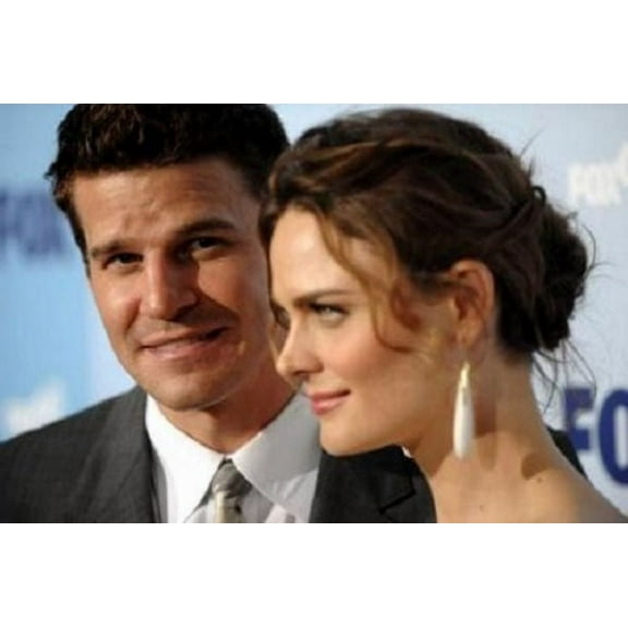 Bones Poster Emily Deschanel David Boreanaz 16in x 24in Poster Square Adults Western Graphic