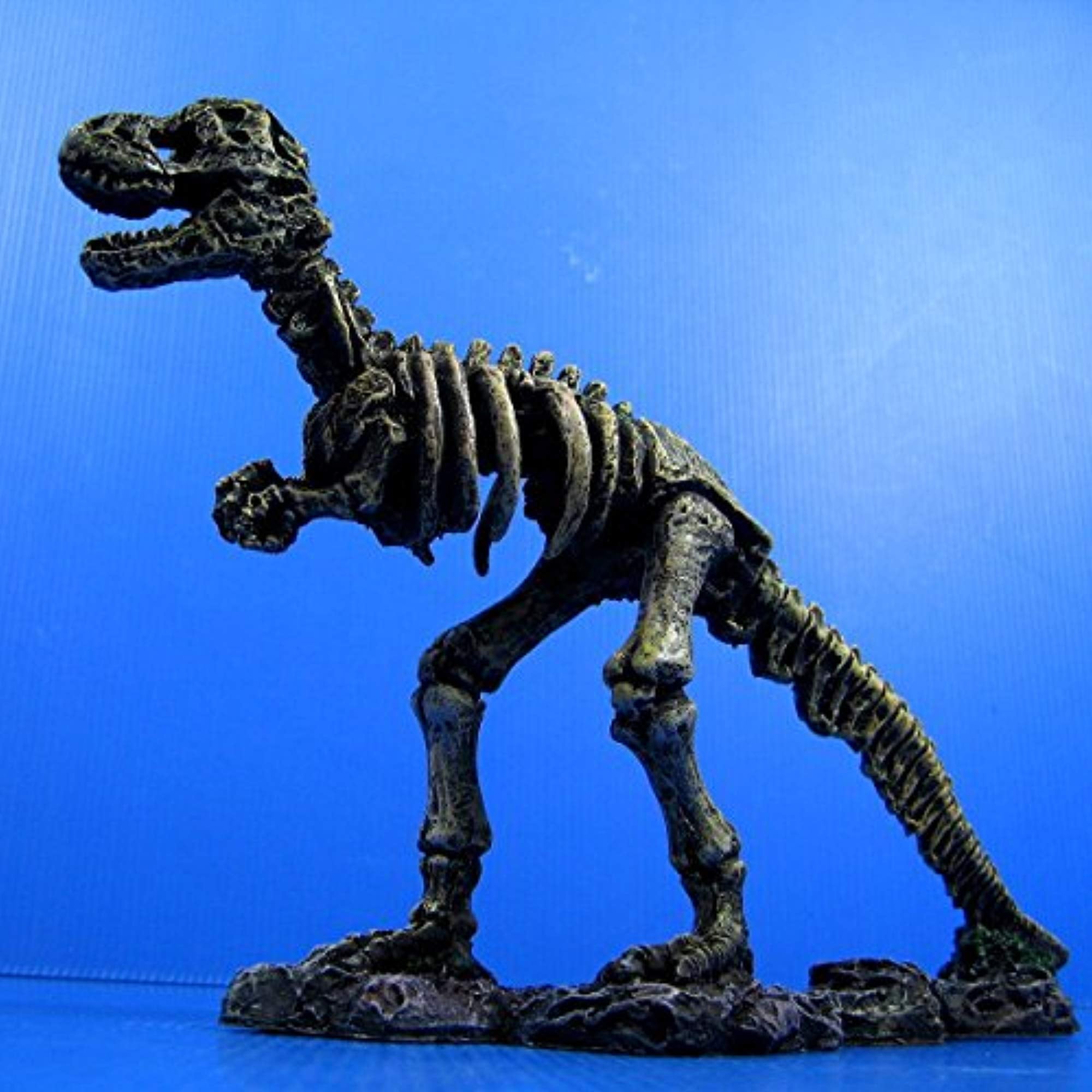 skeleton fish tank ornaments