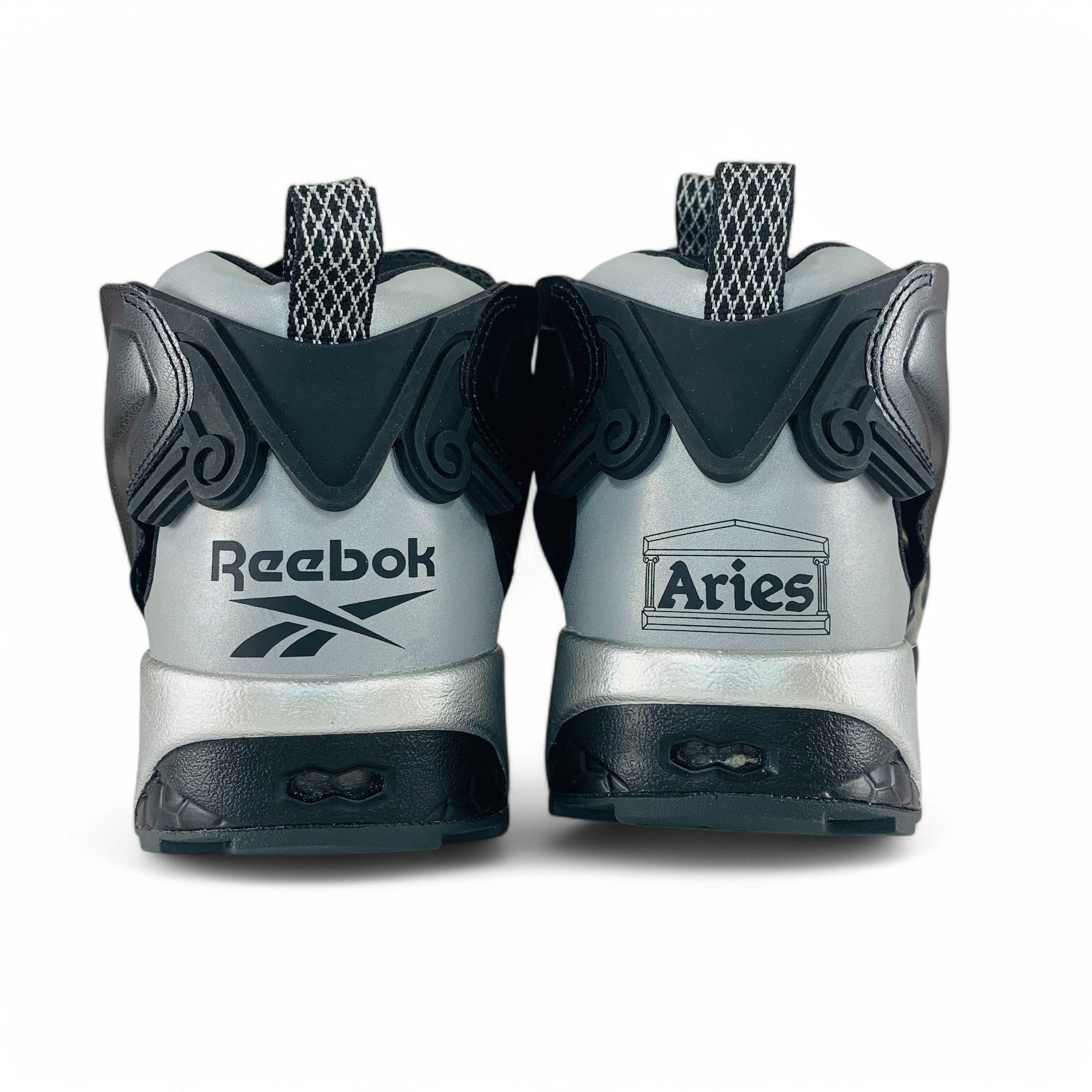Reebok Adult Mens Instapump Fury 94 Aries Lifestyle Sneakers  display picture 2