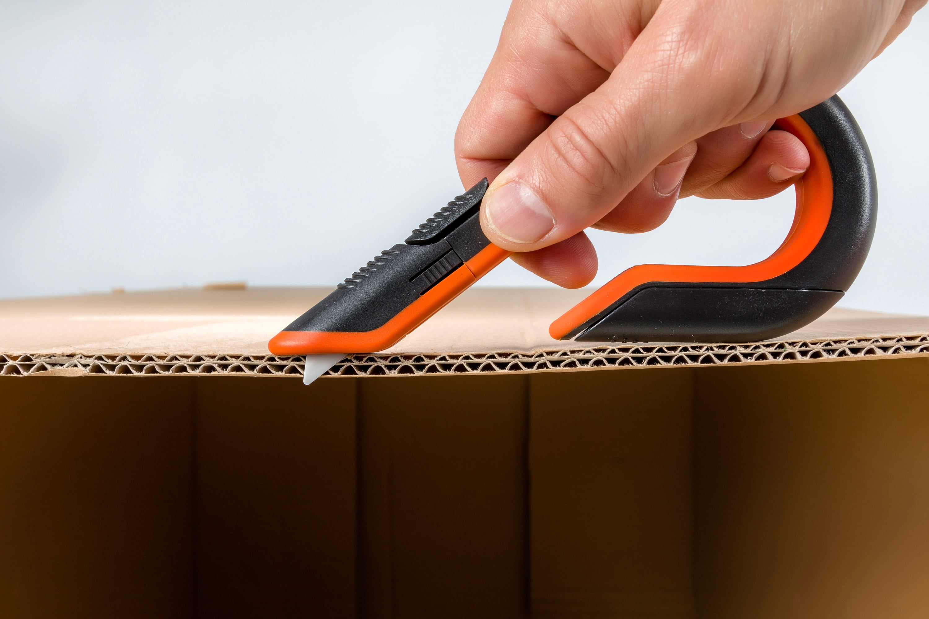 Slice 10404 Replacement Ceramic Safety Box Cutter Blades - Finger-Friendly and Dual Sided - (Rounded Tip) - Pack of 4