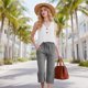 thumbnail image 4 of Trajes de Pantalones para Mujeres Casual Elástico Suelto Recto Recortado con Pantalones de Bolsillo para Citas, Fiesta, Playa, Trabajo, Vacaciones en Casa Y Toda la Temporada, 4 of 7