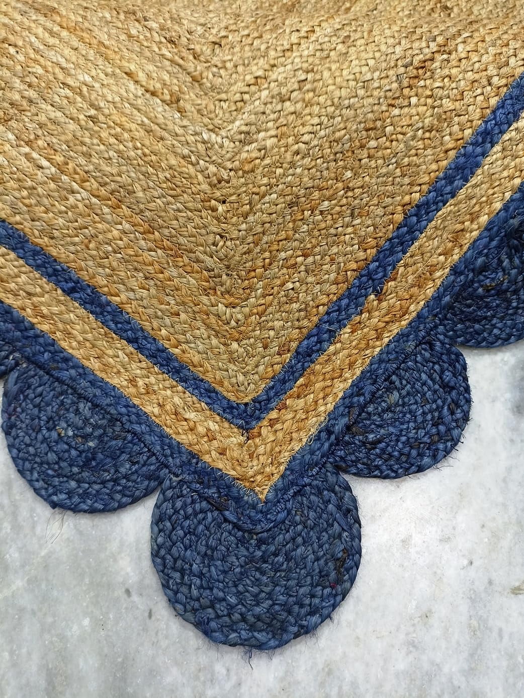 100% Natural Jute Rug – Sustainable, Handcrafted Rug for a Greener Home Size - 4 x 5 Feet (120 cm x 150 cm)