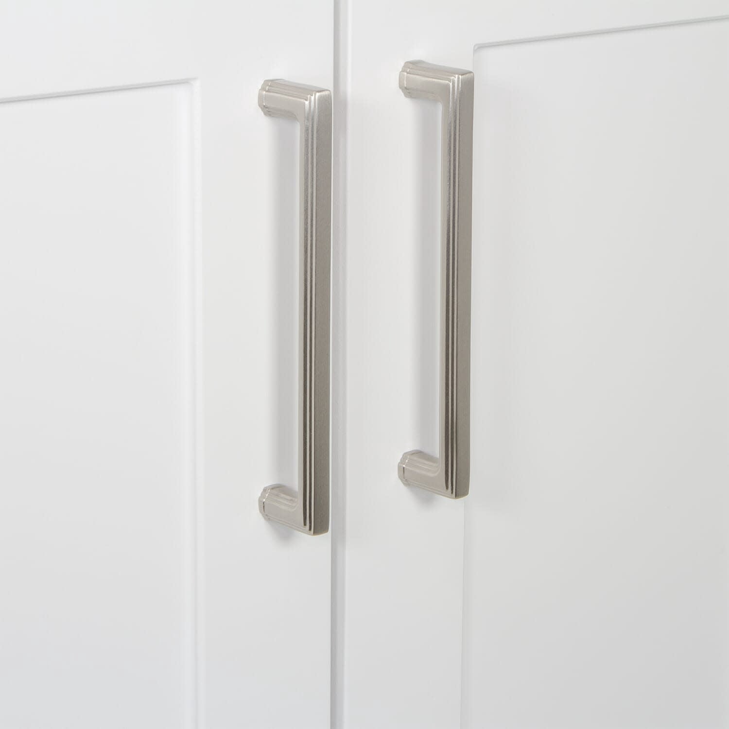 Grandeur 857396 Carre 6" Center To Center Solid Brass Cabinet Handle / Drawer Handle -
