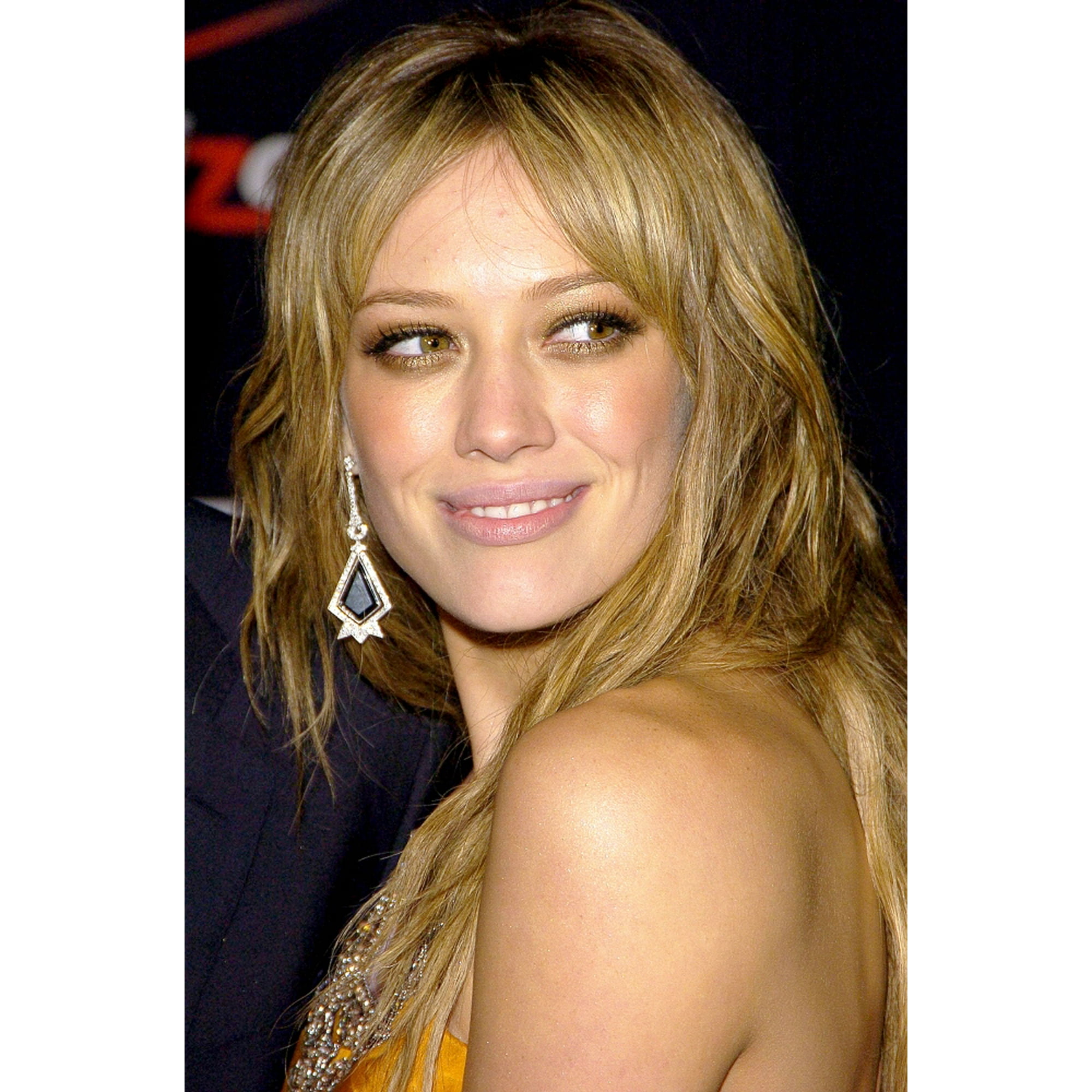 Hilary Duff I Love These Earrings Nudestix Hilary Duff: Daydreamer