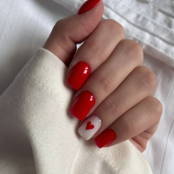 Pompotops Beauty Products Clearance,Women Beauty Gifts,Red Hearts Valentine's Day Nail Art 24PCS Nail Tips Finished Wearable Nails False Nails Wearable Nail Patches