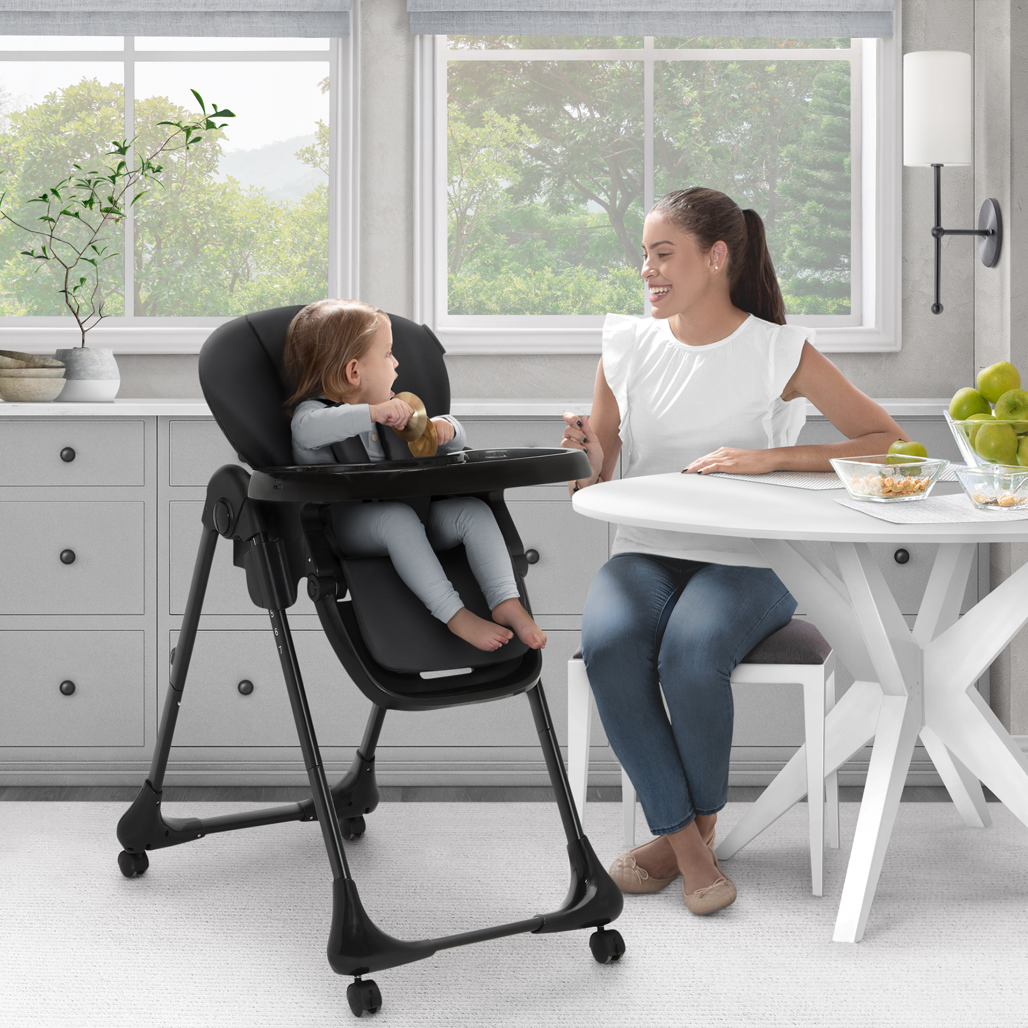 Little Folks by Delta Children 2-in-1 SlimFold High Chair photo 8