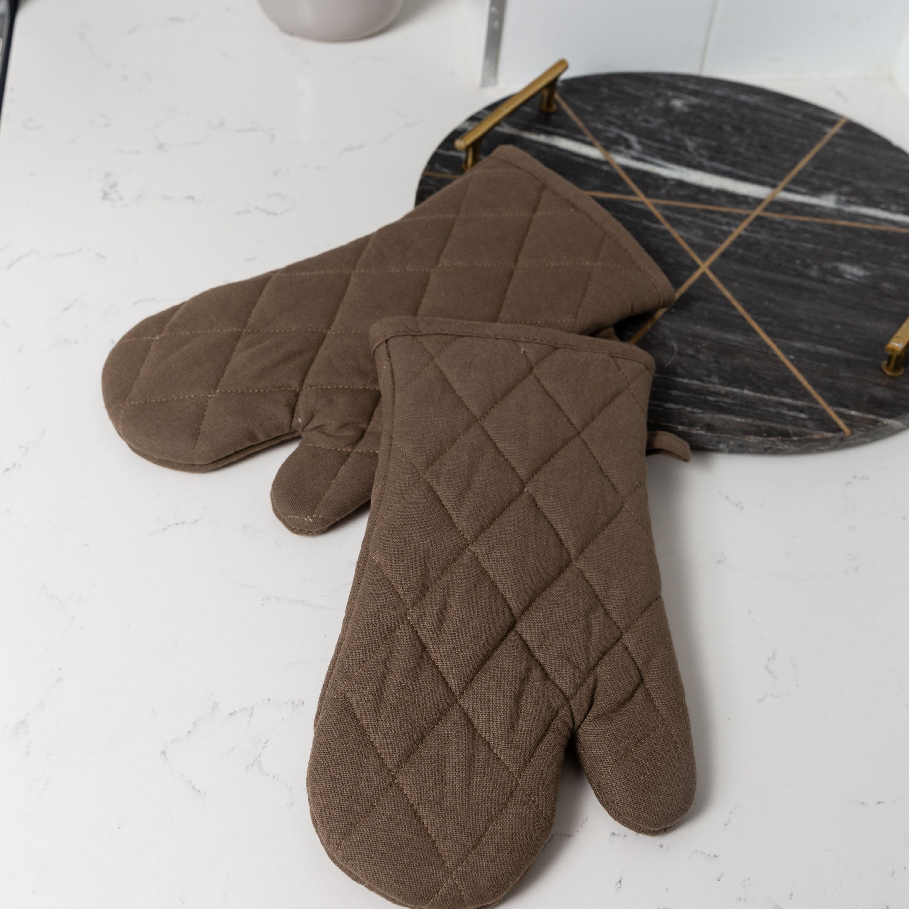 Fabstyles Solo Oven Mitt Set of 2, 100% Cotton Heat Resistant Kitchen Set (7"X12")
