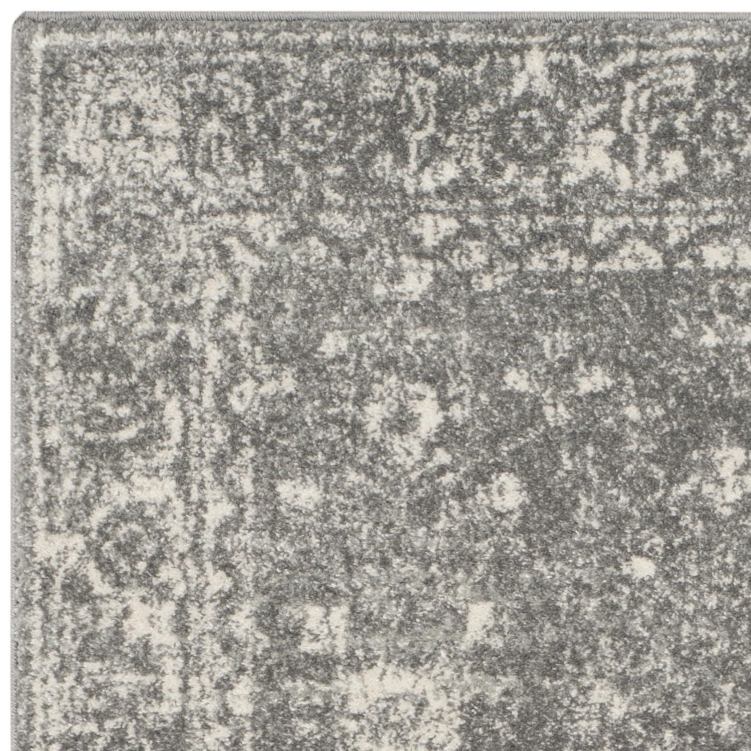 Safavieh Evoke Denica Traditional Area Rug