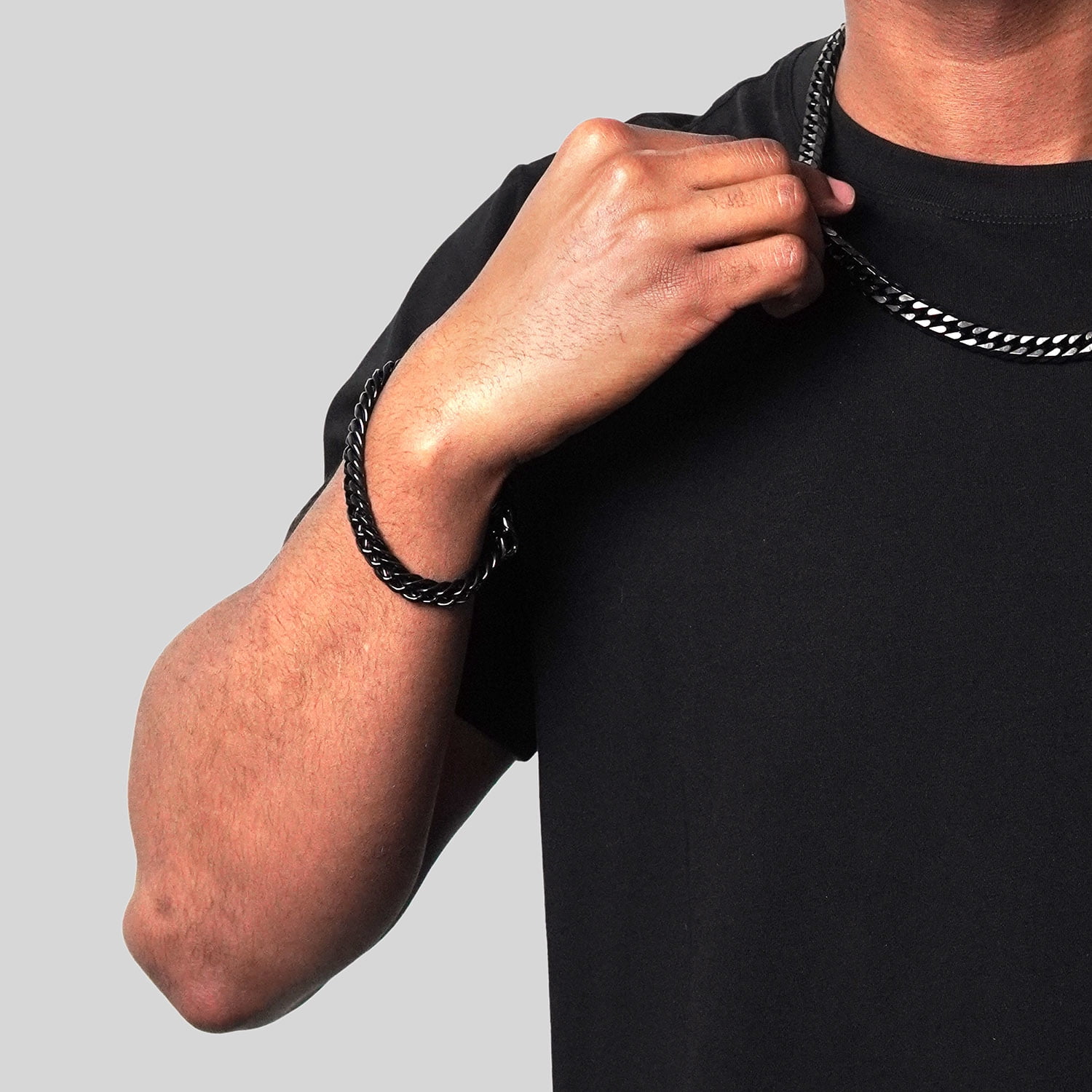 Invicta Jewelry Men's Double Curb Chain Black Plated Steel Bracelet (11.5mm) - 8.75"