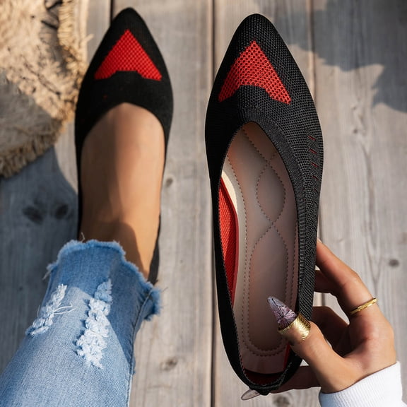 Crunowin Women's Flat Toe Shoes Heart Design Pointed Toe Slip-On Low Heel Soft Sole Shoes Black Size6
