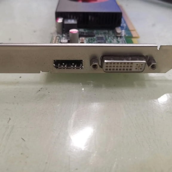 FOR HD 8490 HD8490 PCI Express x16 Low Profile Video Card 1GB GDDR3 DMHJ0 DVI DP