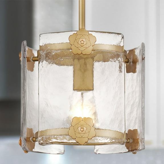 Luxury Cosmopolitan Pendant, Light Gold, UQL5440