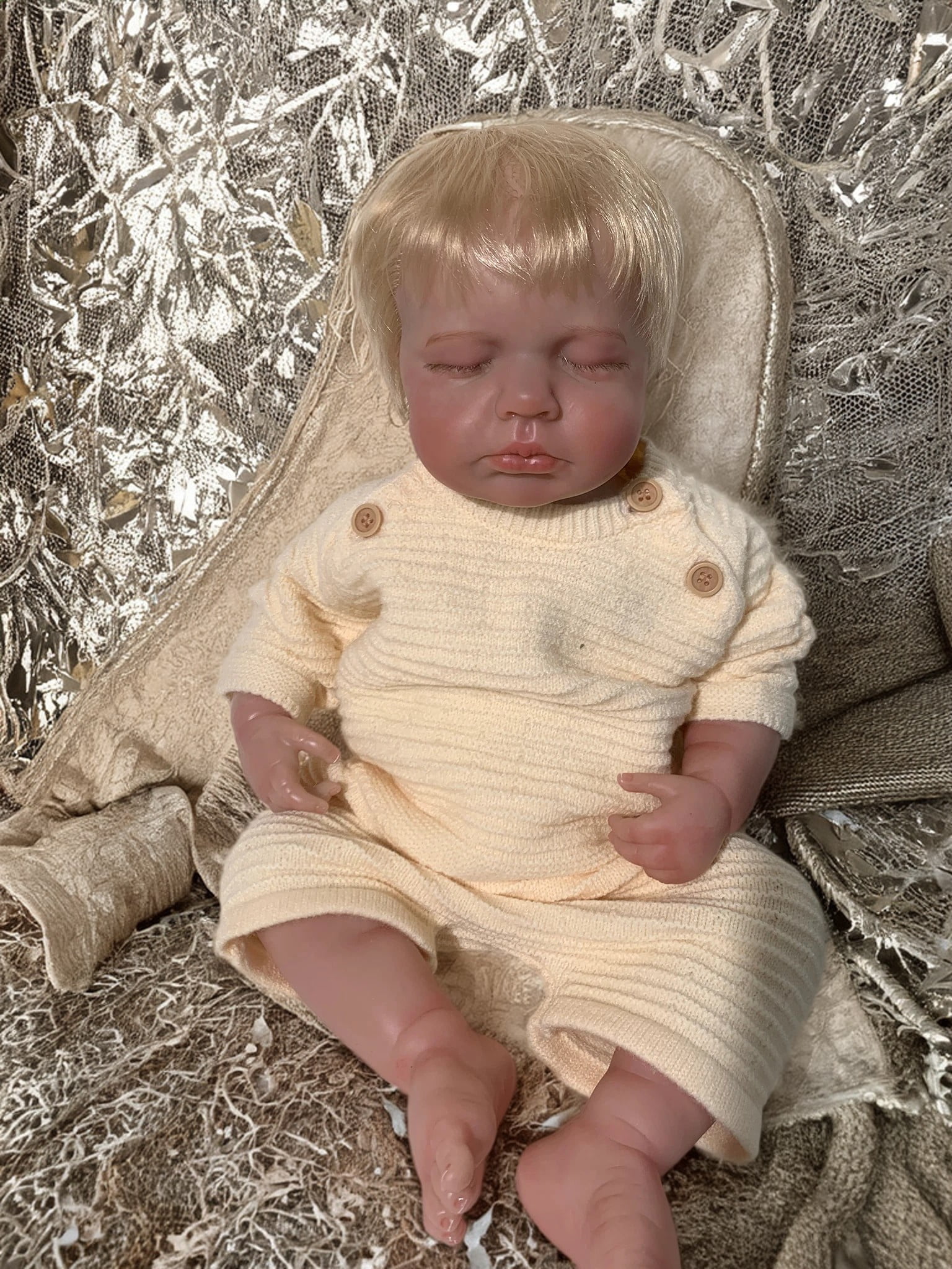 19inch Lifelike Reborn Baby Doll Loulou Full Body Soft Touch Cuddly Newborn Multiple Layers 3D Skin Painting