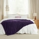 thumbnail image 4 of Manta Bedsure, forro polar de franela, color morado, 130 x 150 cm, 4 of 5