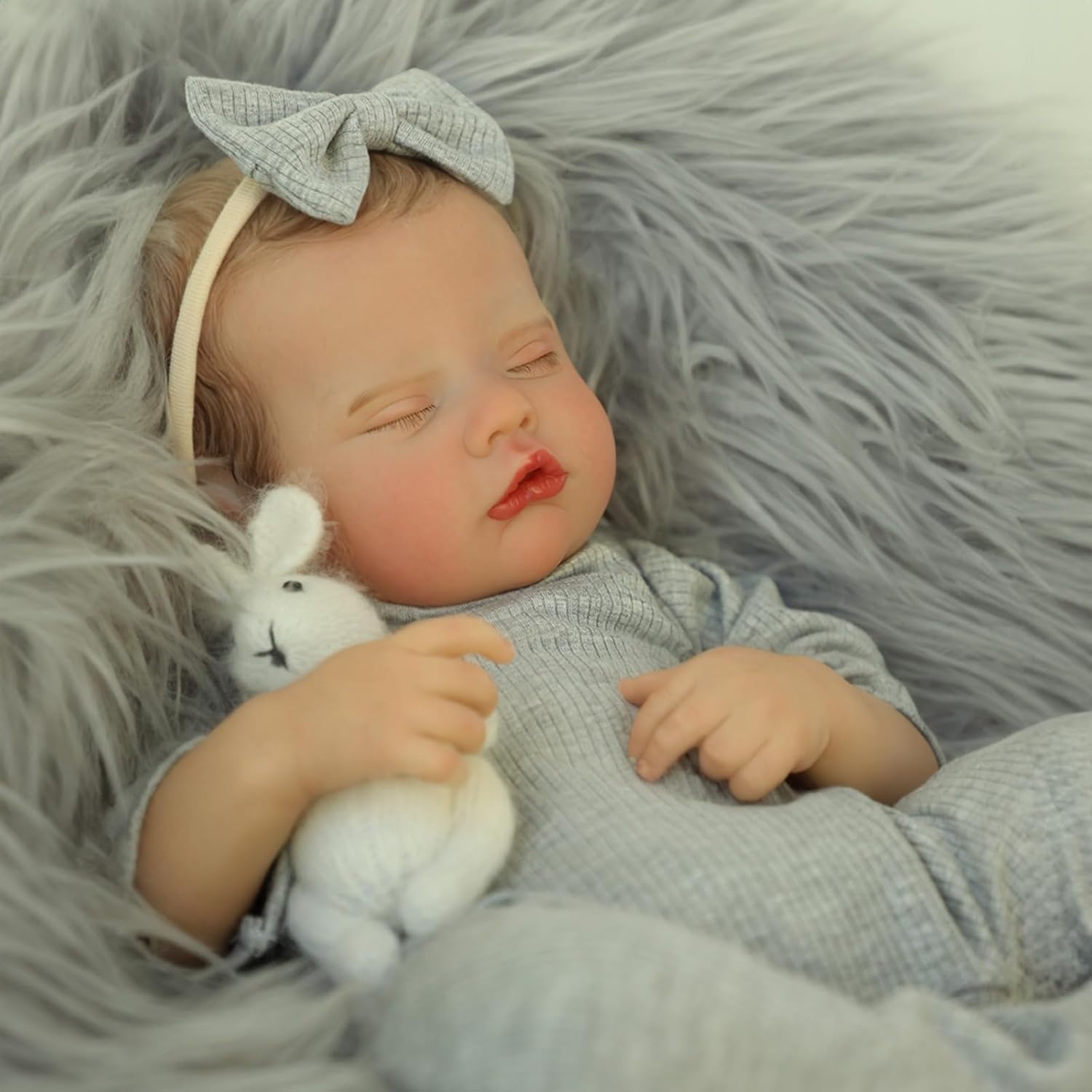 Realistic Reborn Baby Dolls -20 Inch Lifelike Soft Body,Sleeping Realistic-Newborn Baby Dolls Grey Clothes for Gift