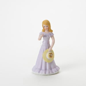 UPC 045544056366 product image for Growing up Girls - Blonde Age 12 Figurine | upcitemdb.com